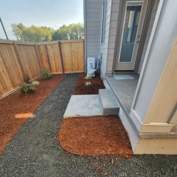 Landscaping-001